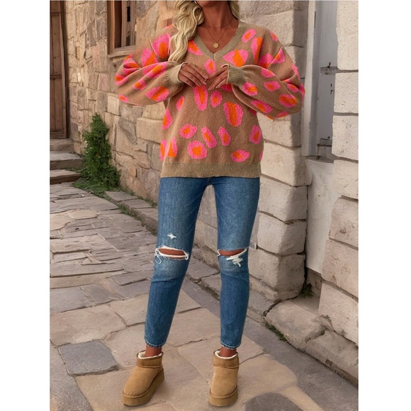 Animal Print V-Neck Knit Pullover Sweater Tan Khaki Pink Orange - Picture 3 of 5